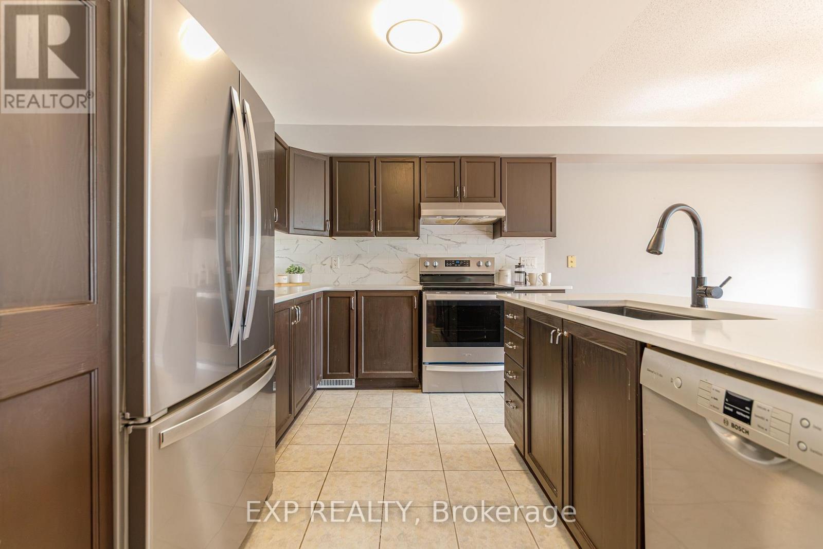 4220 Kelly Farm Drive, Ottawa, Ontario  K1T 0A5 - Photo 11 - X13603210