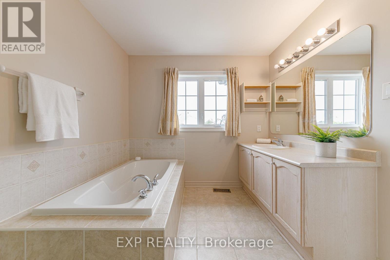 4220 Kelly Farm Drive, Ottawa, Ontario  K1T 0A5 - Photo 27 - X13603210