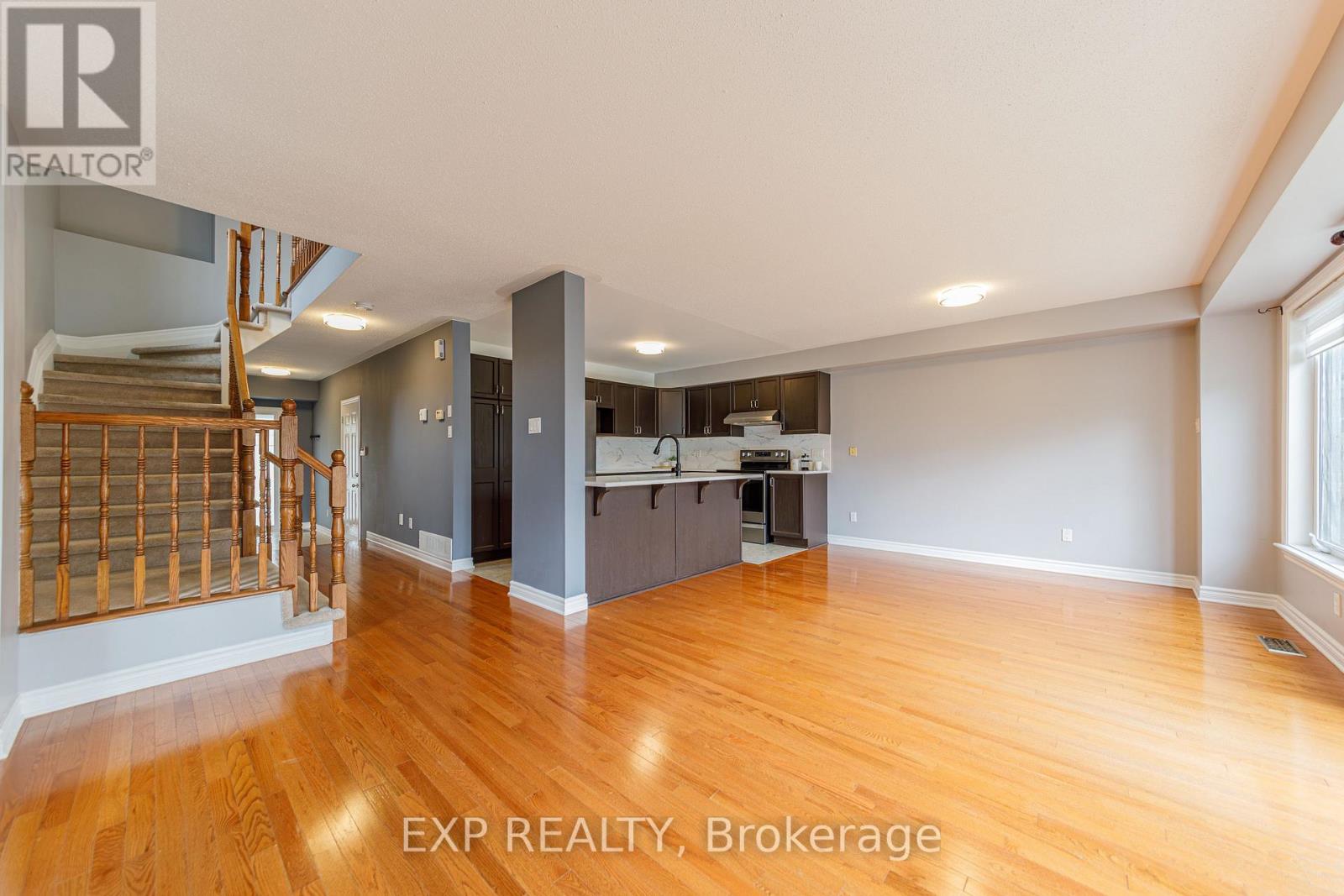 4220 Kelly Farm Drive, Ottawa, Ontario  K1T 0A5 - Photo 6 - X13603210