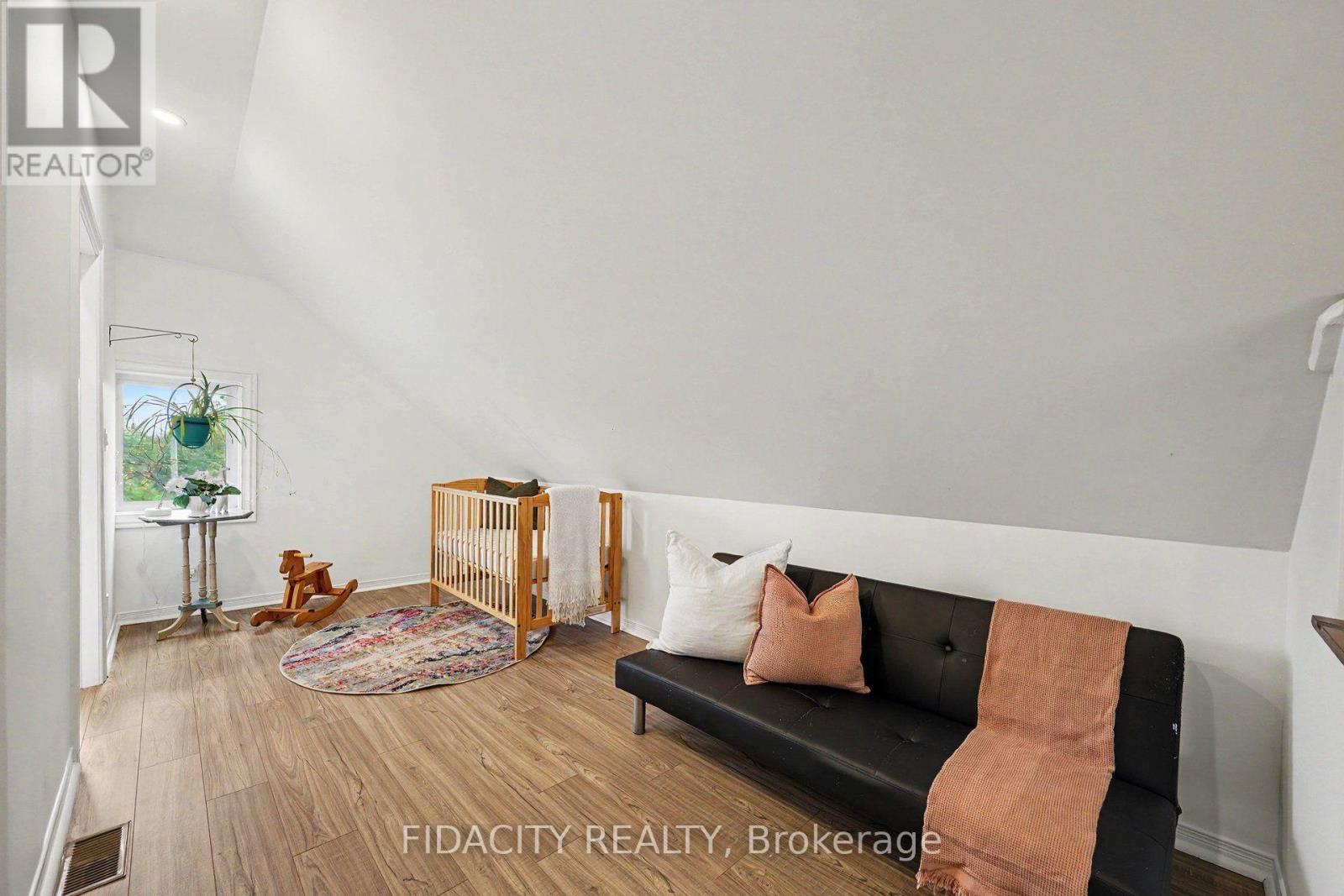 6811 Flewellyn Road, Ottawa, Ontario  K2S 1B6 - Photo 18 - X13604394