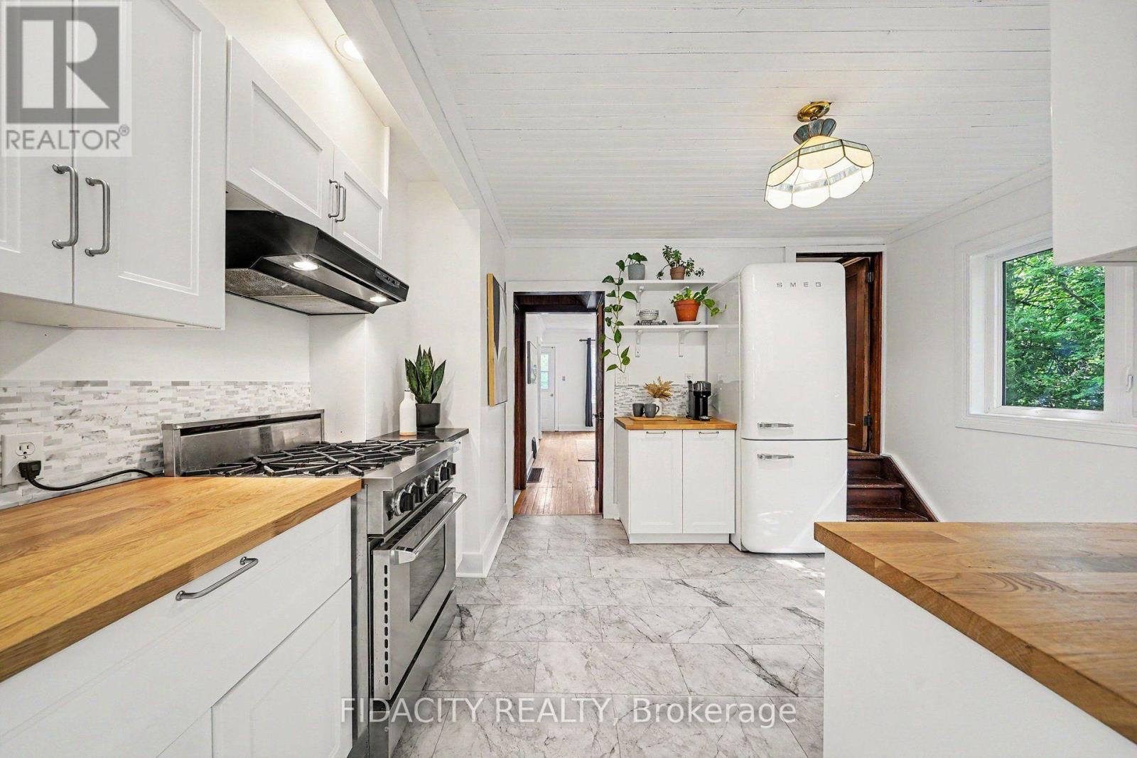 6811 Flewellyn Road, Ottawa, Ontario  K2S 1B6 - Photo 7 - X13604394