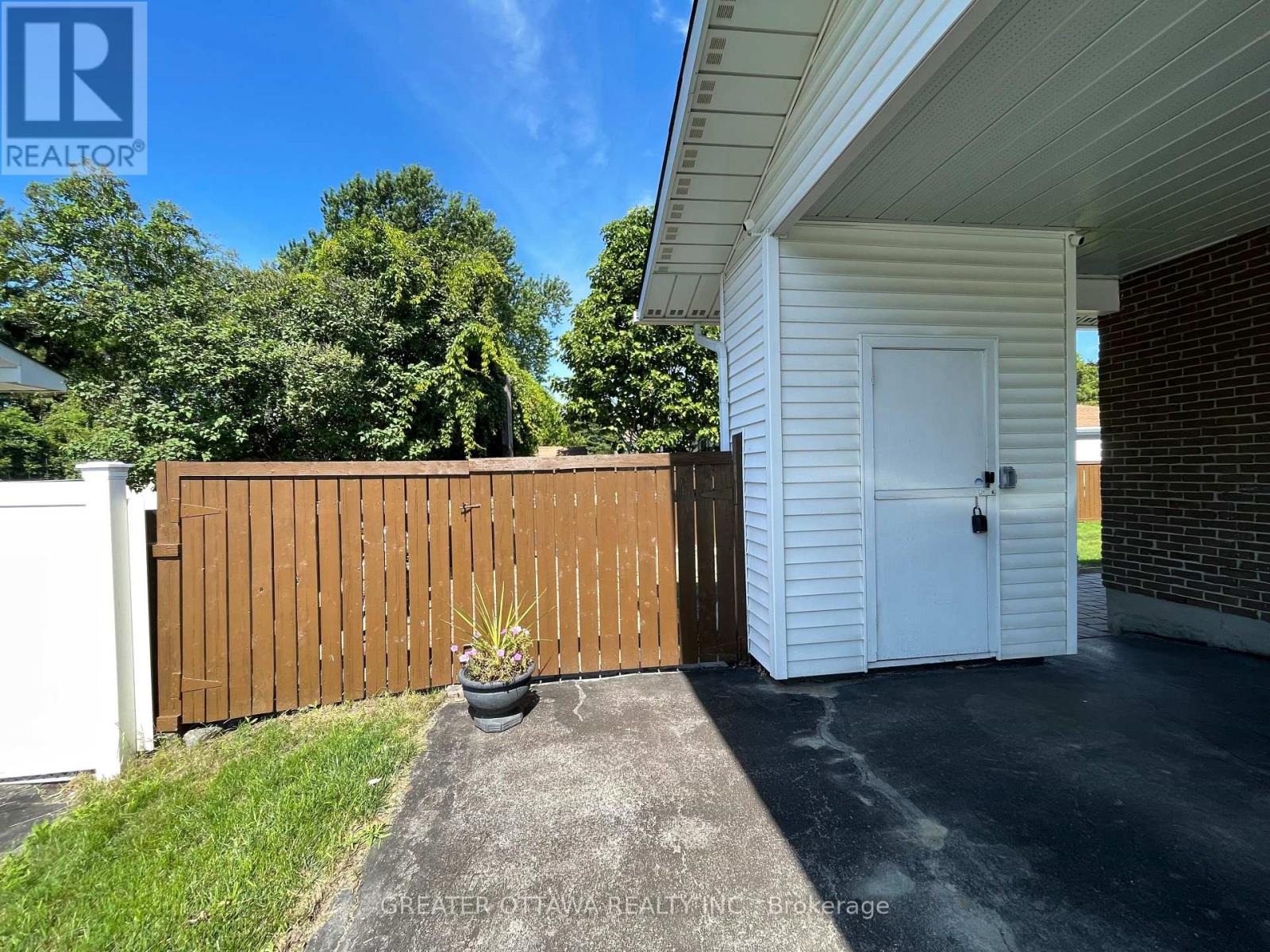 139 Abbeyhill Drive, Ottawa, Ontario  K2L 1H6 - Photo 19 - X13604870