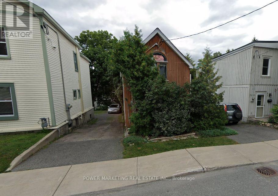 35 Pinhey Street, Ottawa, Ontario  K1Y 1T3 - Photo 1 - X13604950