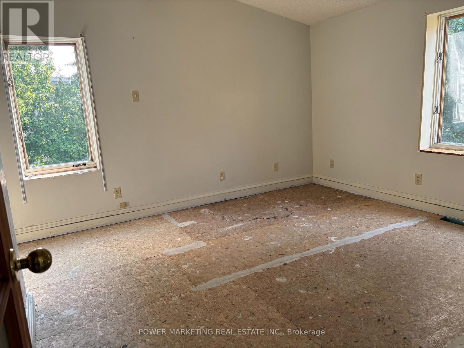 35 Pinhey Street, Ottawa, Ontario  K1Y 1T3 - Photo 7 - X13604950