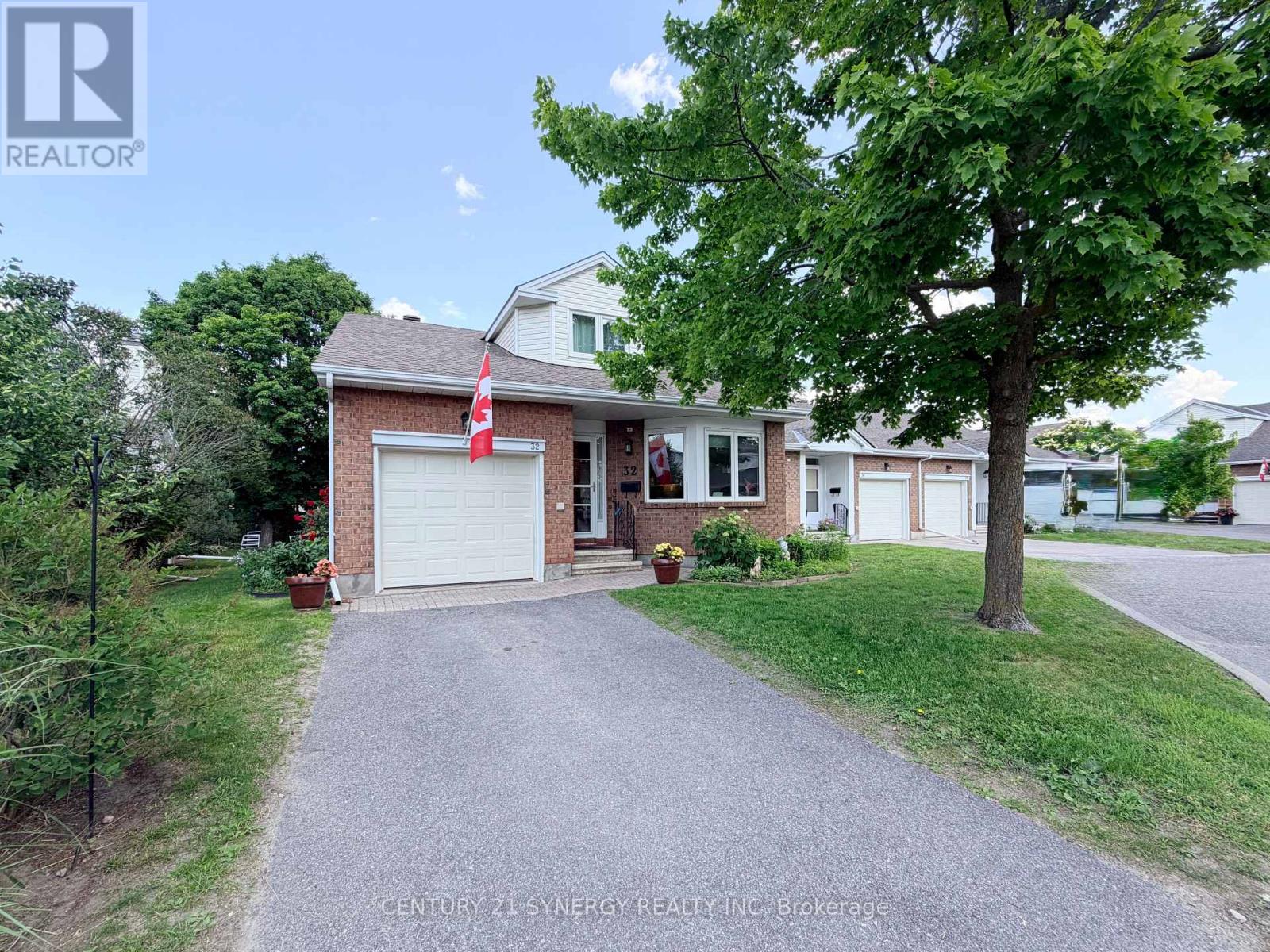 16 - 32 Innesbrook Court, Ottawa, Ontario  K2S 1C7 - Photo 2 - X13605004