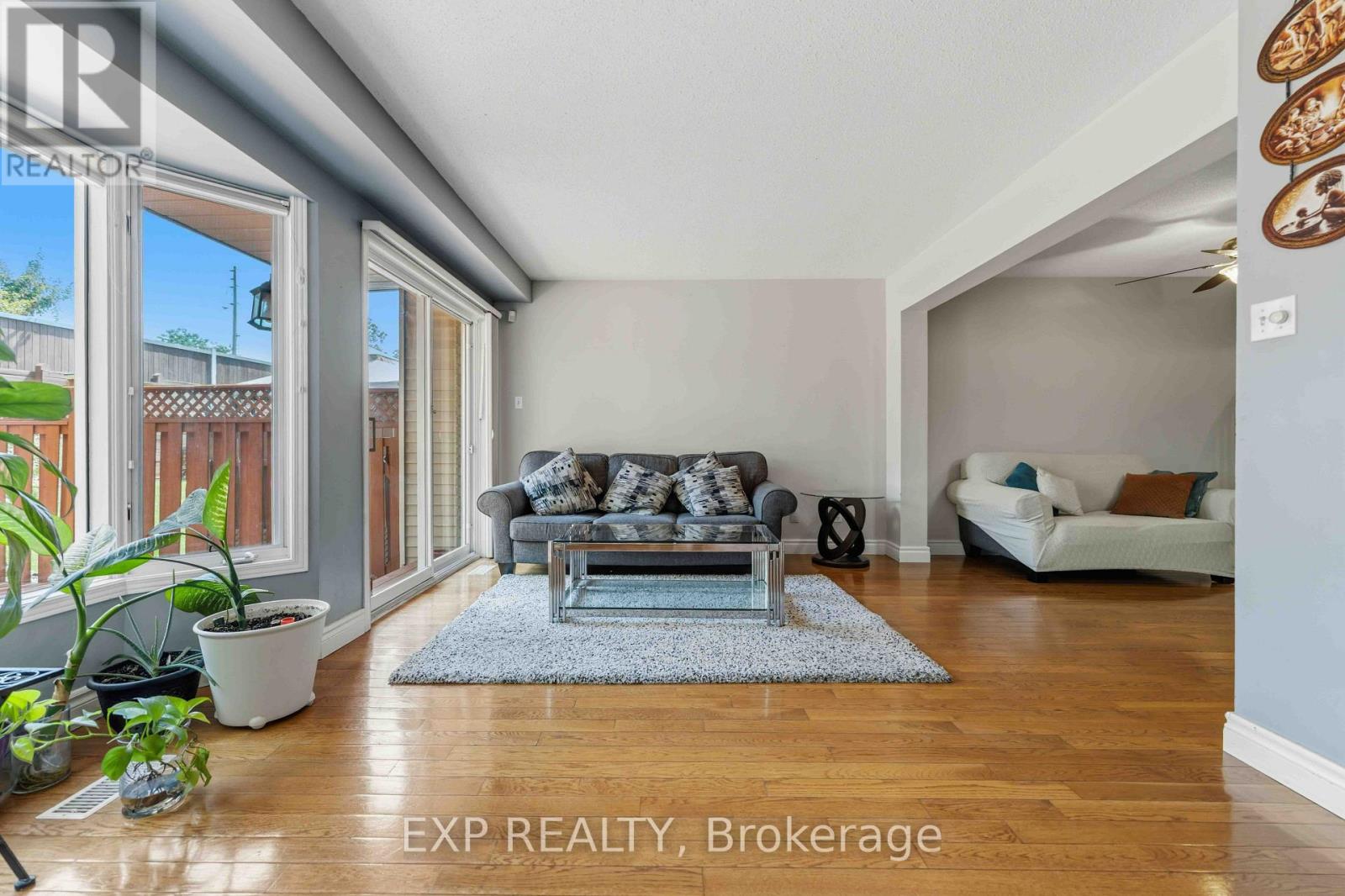 86 Scarlet Court, Ottawa, Ontario  K1T 3R6 - Photo 6 - X13605026