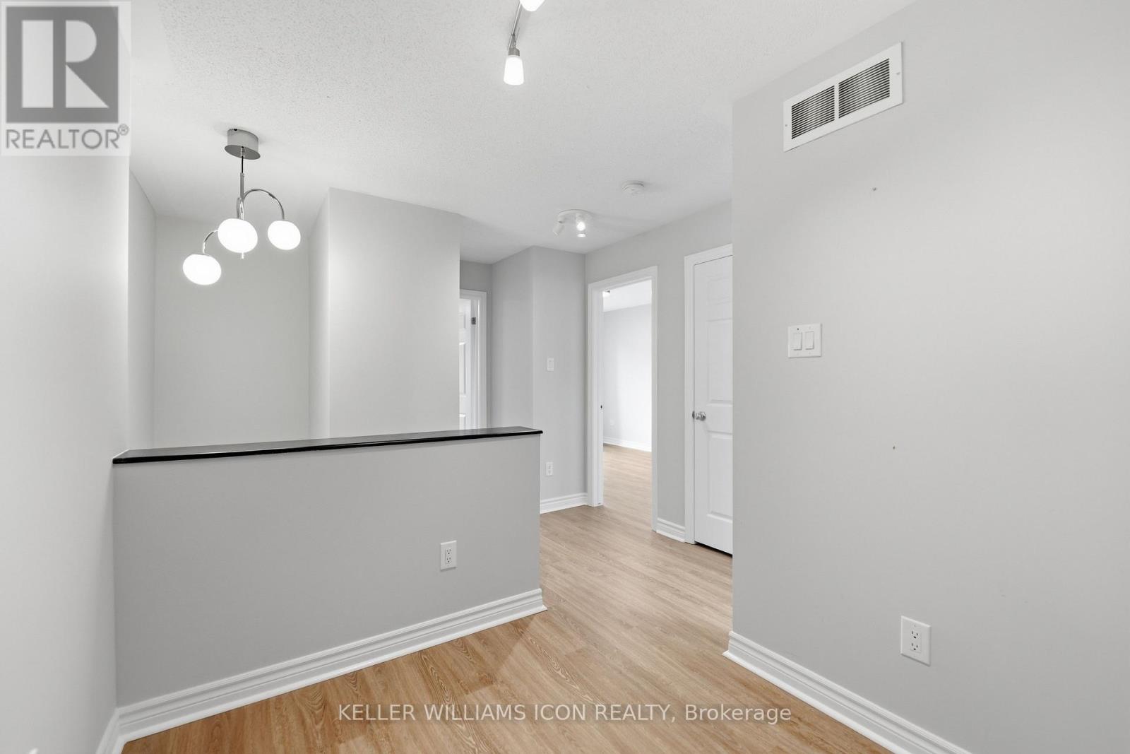 689b Sue Holloway Drive, Ottawa, Ontario  K2J 5R6 - Photo 17 - X13605044