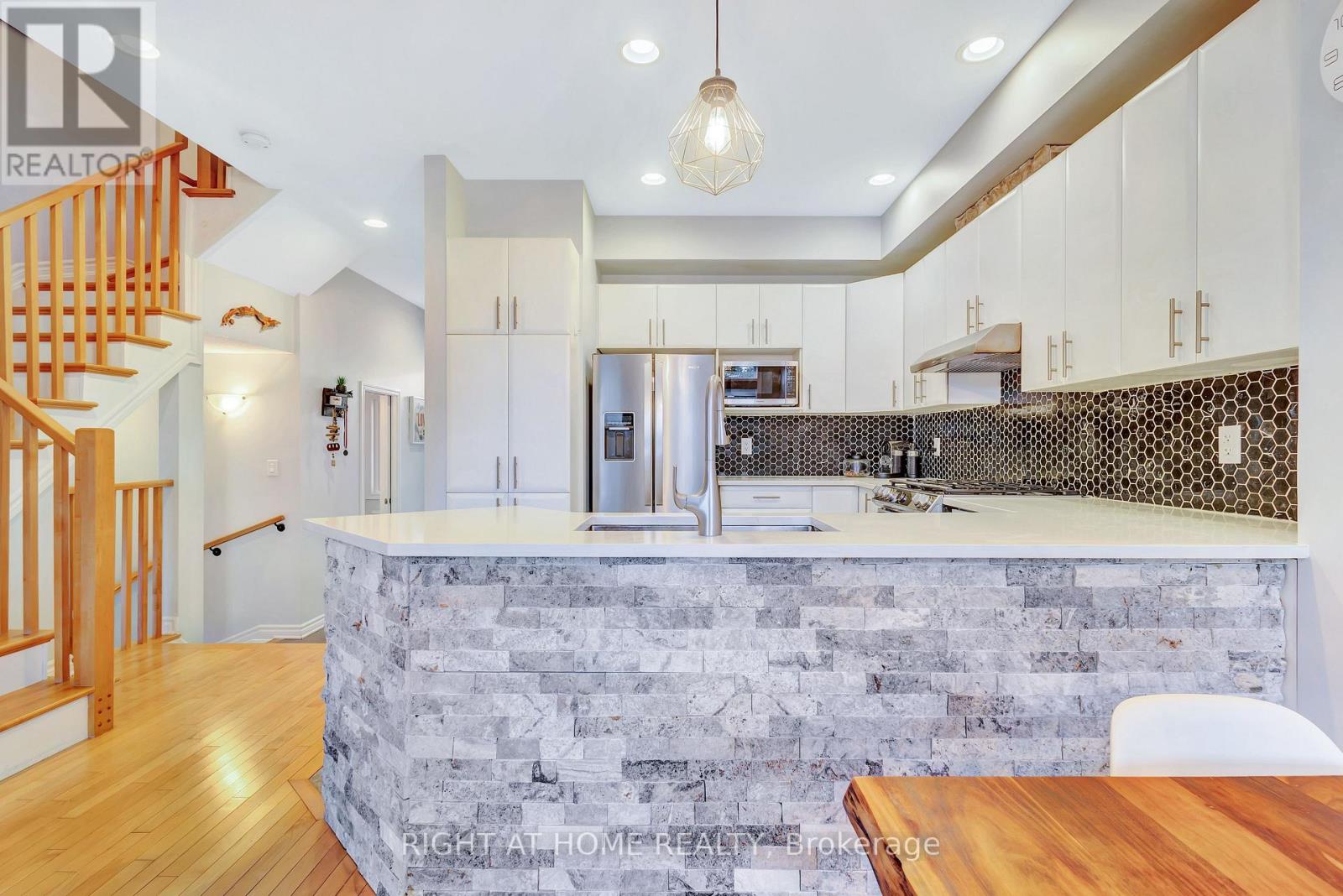 356 Kingbrook Drive, Ottawa, Ontario  K2M 0G2 - Photo 6 - X13605186